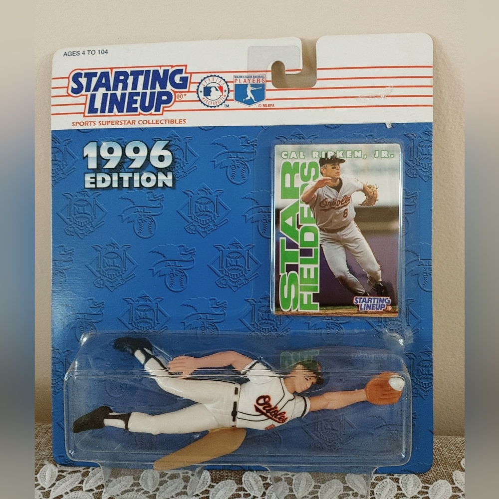 NIB Cal Ripken Jr. Starting Lineup 1996 Diving Defensive Play